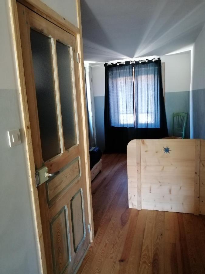 File Dans Ta Chambre ! Le Monastier sur Gazeille Exterior photo